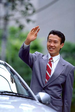 愛車を守る！岐阜でのボディーコーティングのメリットと選び方ガイド