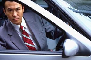 役員運転手派遣のトータルドライバーサービス