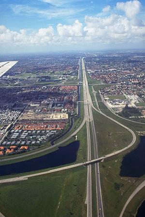 沖縄のイメージにぴったりのレンタカー